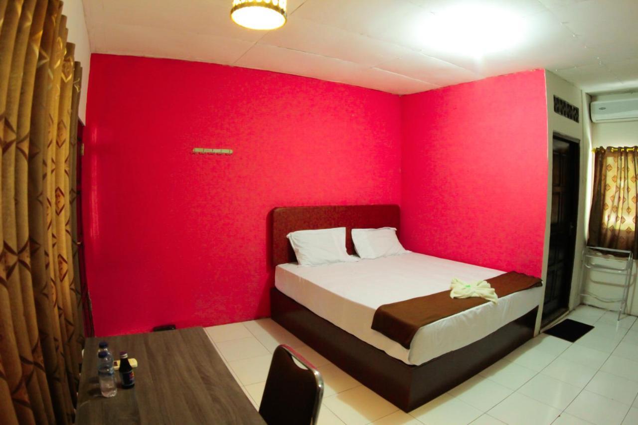 Fx72 Beach Resort Maumere Luaran gambar