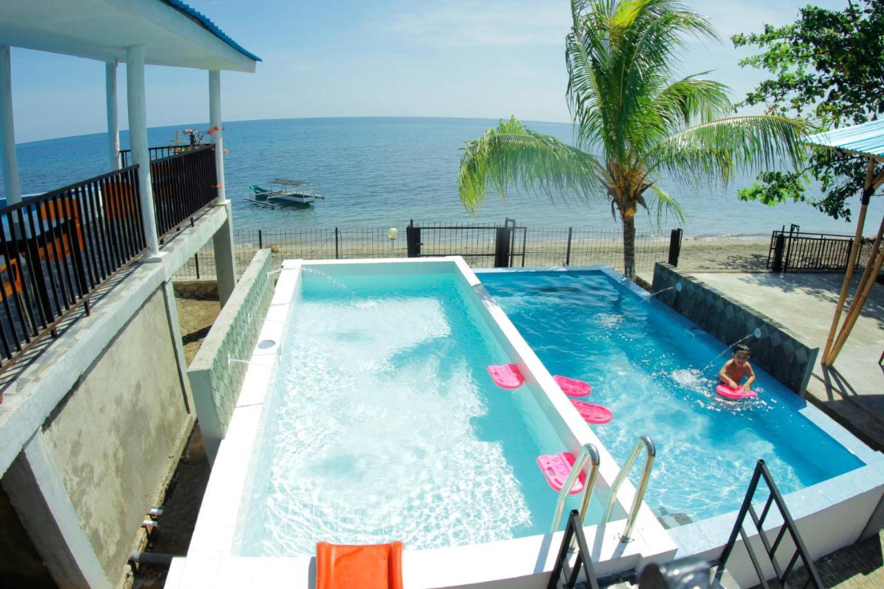 Fx72 Beach Resort Maumere Luaran gambar